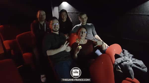 joueurs-escape-game-dans-cinema