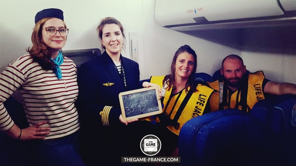 joueurs-escape-game-dans-avion