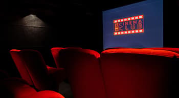 the-game-le-cinema-sieges-et-ecran
