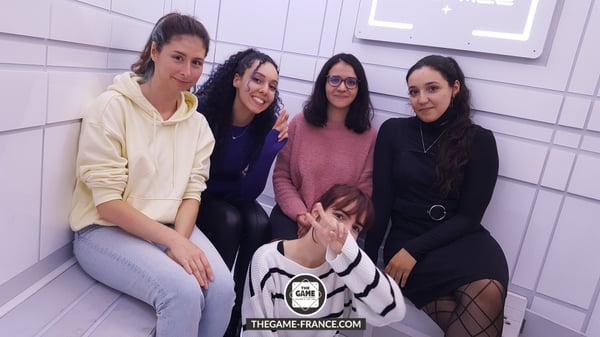 joueurs-escape-game-dans-mission-spatiale