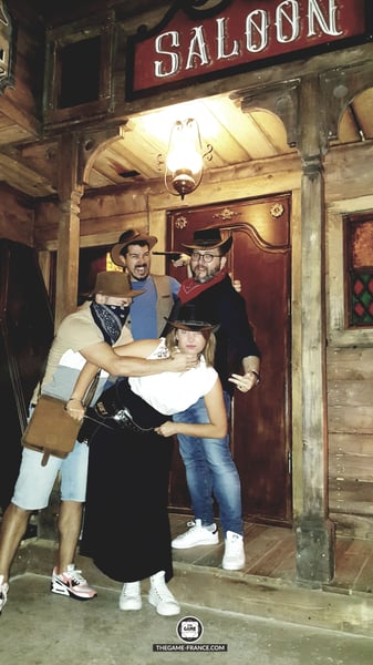 joueurs-escape-game-dans-braquage-de-casino