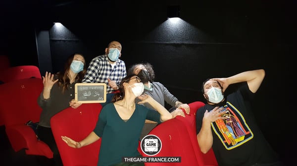 joueurs-escape-game-dans-cinema