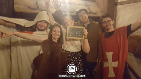 joueurs-escape-game-dans-tresor-des-templiers