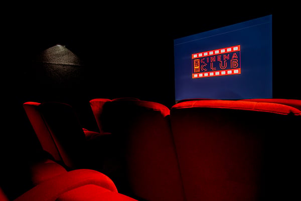 cinema-hante-the-game-escape-game