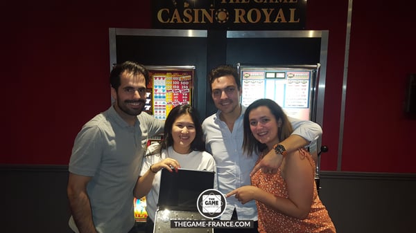 joueurs-escape-game-dans-braquage-de-casino
