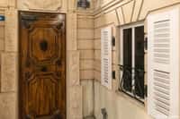  the-game-le-tremblement-de-terre-porte-appartement