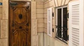  the-game-le-tremblement-de-terre-porte-appartement